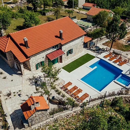 Magic Sunset إيموتسكي