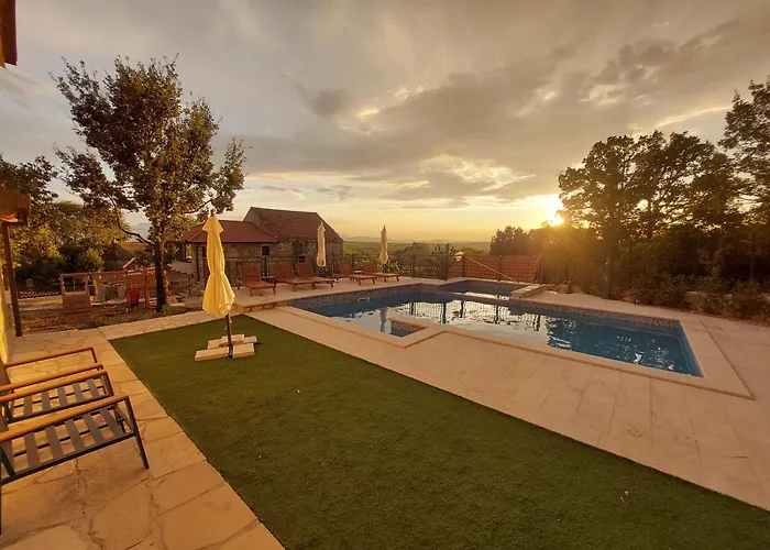 Magic Sunset Villa